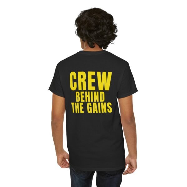 CAMERA CREW EDITION T-Shirt – CREW Rugprint + BEHIND THE GAINS Slogan - Image 8